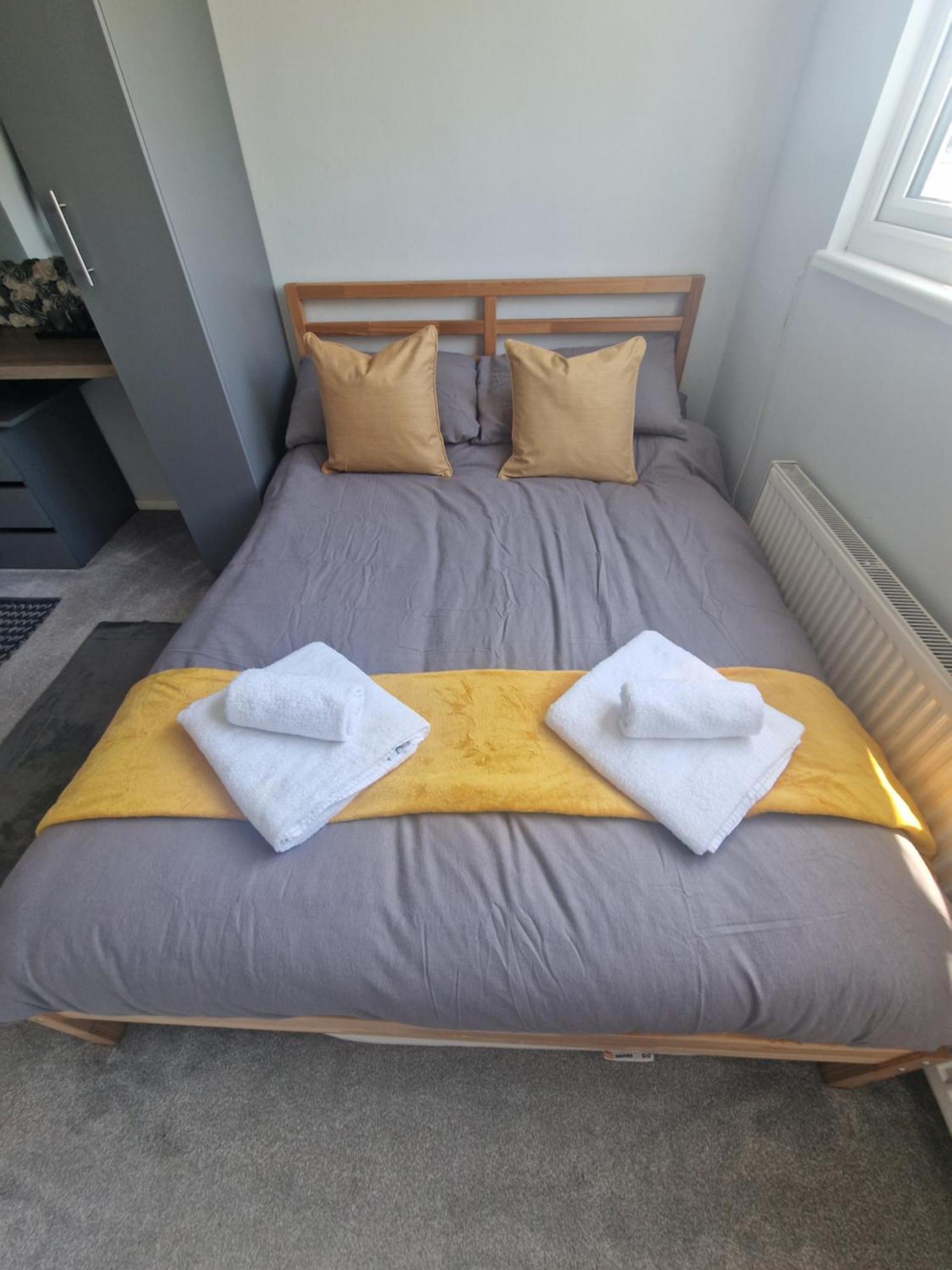 Apartament Stylish & Modern 2 Bed House With Free Parking Leeds Leeds  Zewnętrze zdjęcie